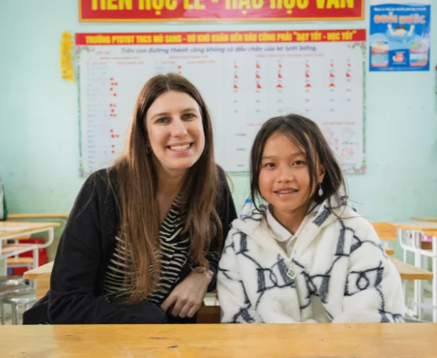 Unsere Kollegin Jessica mit Thuy Thuy