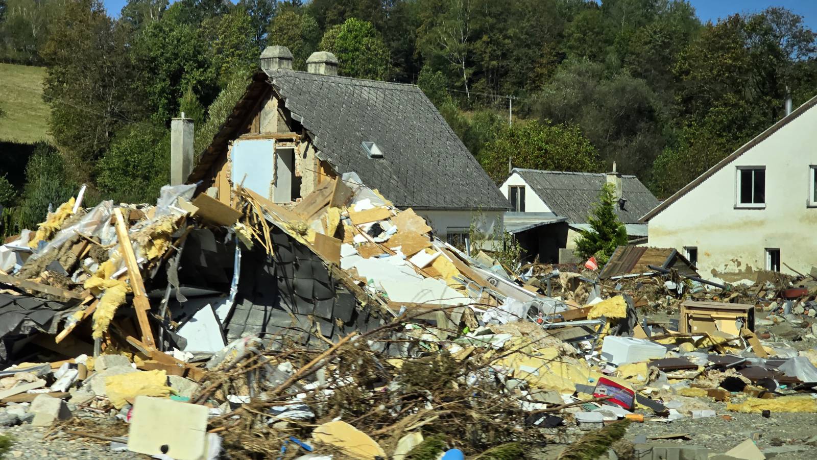 Zerstörung durch Flut in Jesinek 2024